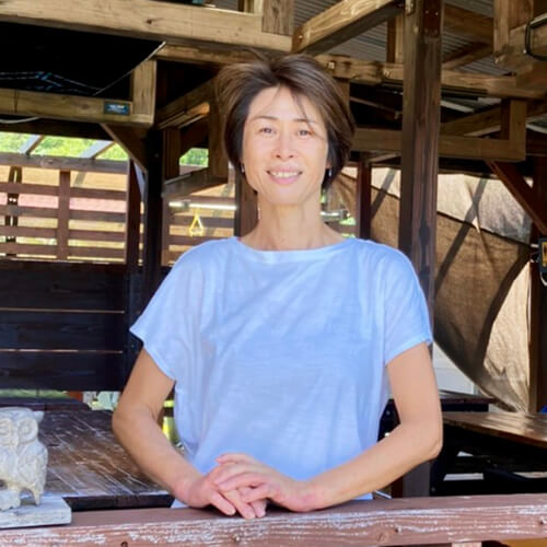 スタッフ紹介02